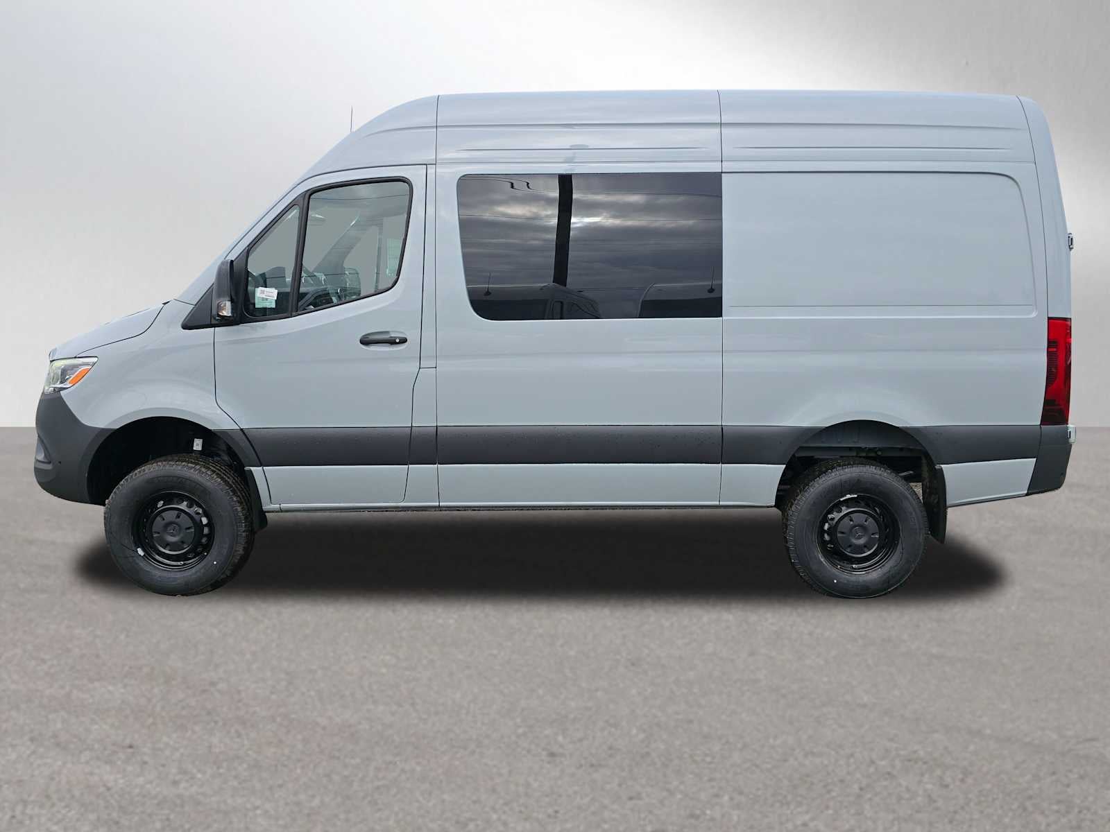 2026 Mercedes-Benz Sprinter 2500 Standard Roof I4 Diesel HO 144" AWD