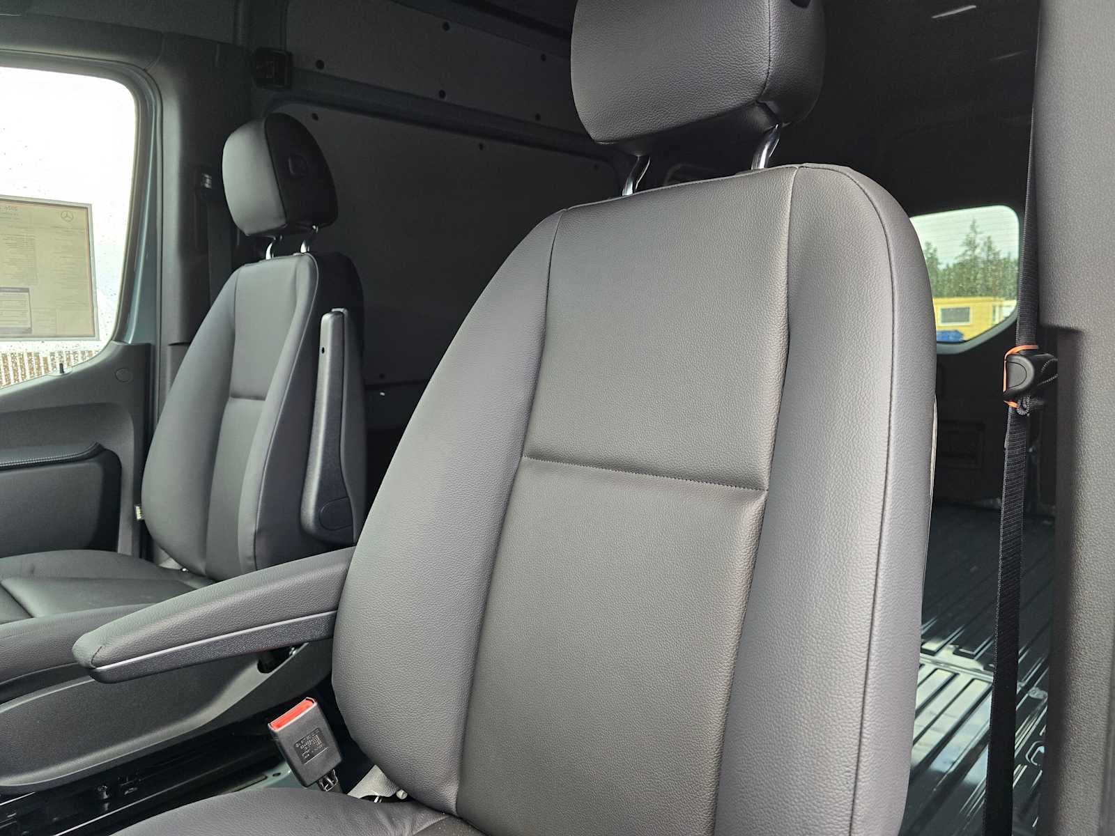 2026 Mercedes-Benz Sprinter 2500 Standard Roof I4 Diesel HO 144" AWD