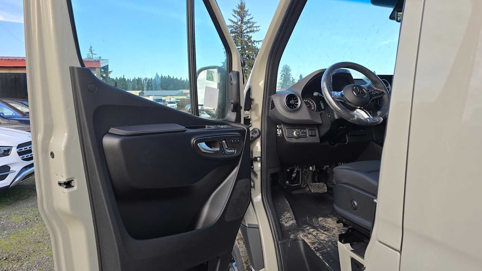 2026 Mercedes-Benz Sprinter 2500 High Roof I4 Diesel HO 170" AWD