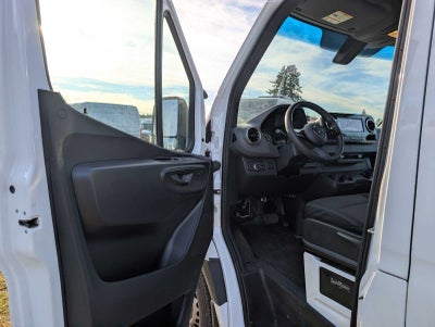 2025 Mercedes-Benz Sprinter 2500 Standard Roof I4 Diesel 144" RWD