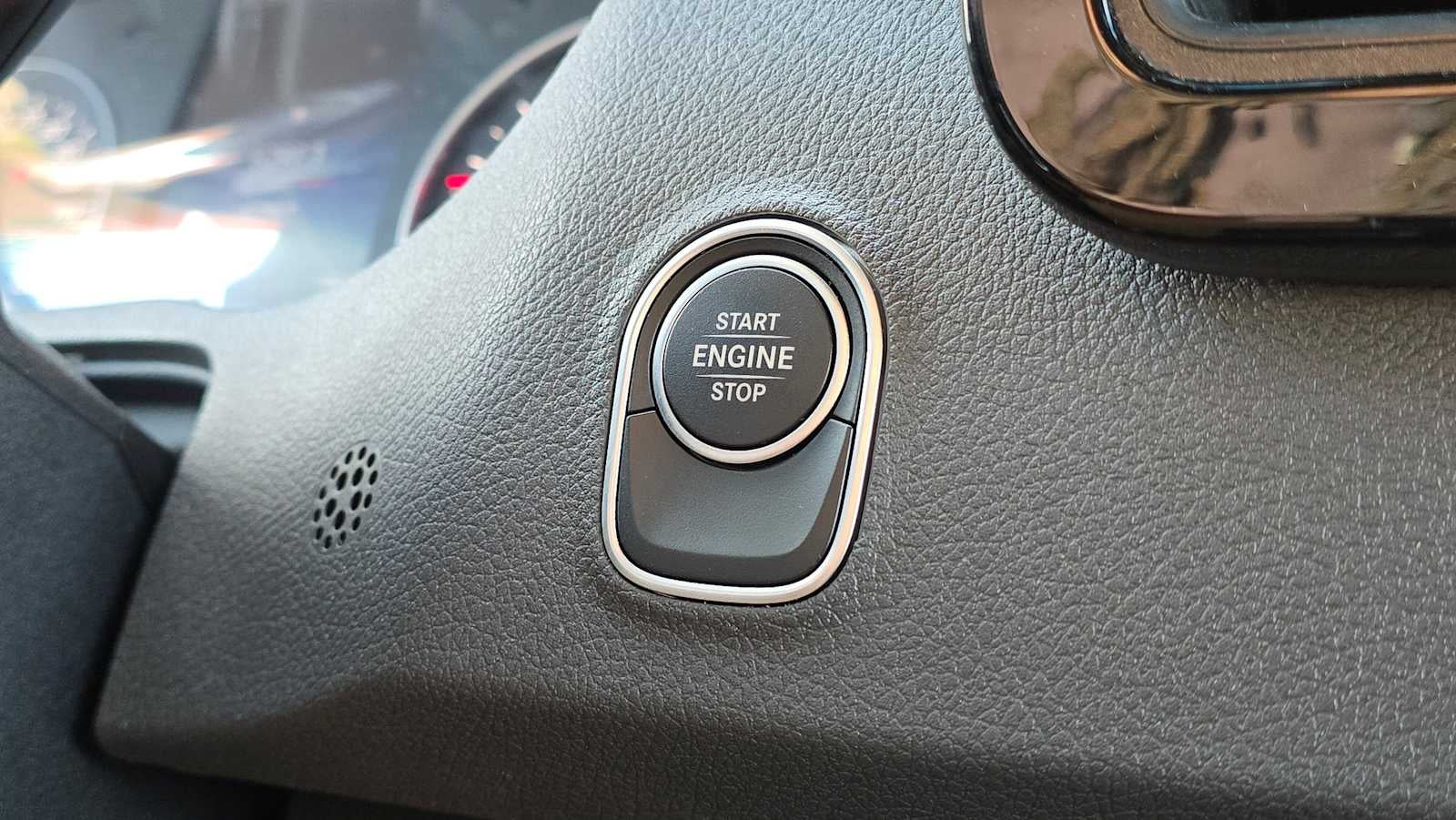 2025 Mercedes-Benz Sprinter 2500 Standard Roof I4 Diesel 144" RWD