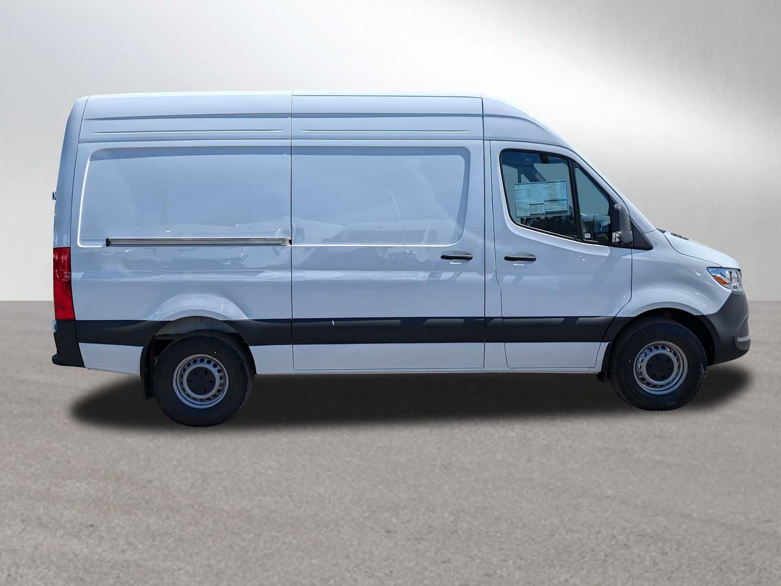 2025 Mercedes-Benz Sprinter 2500 Standard Roof I4 Diesel 144" RWD