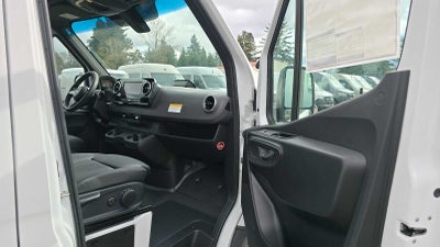 2025 Mercedes-Benz Sprinter 2500 Standard Roof I4 Diesel 144" RWD