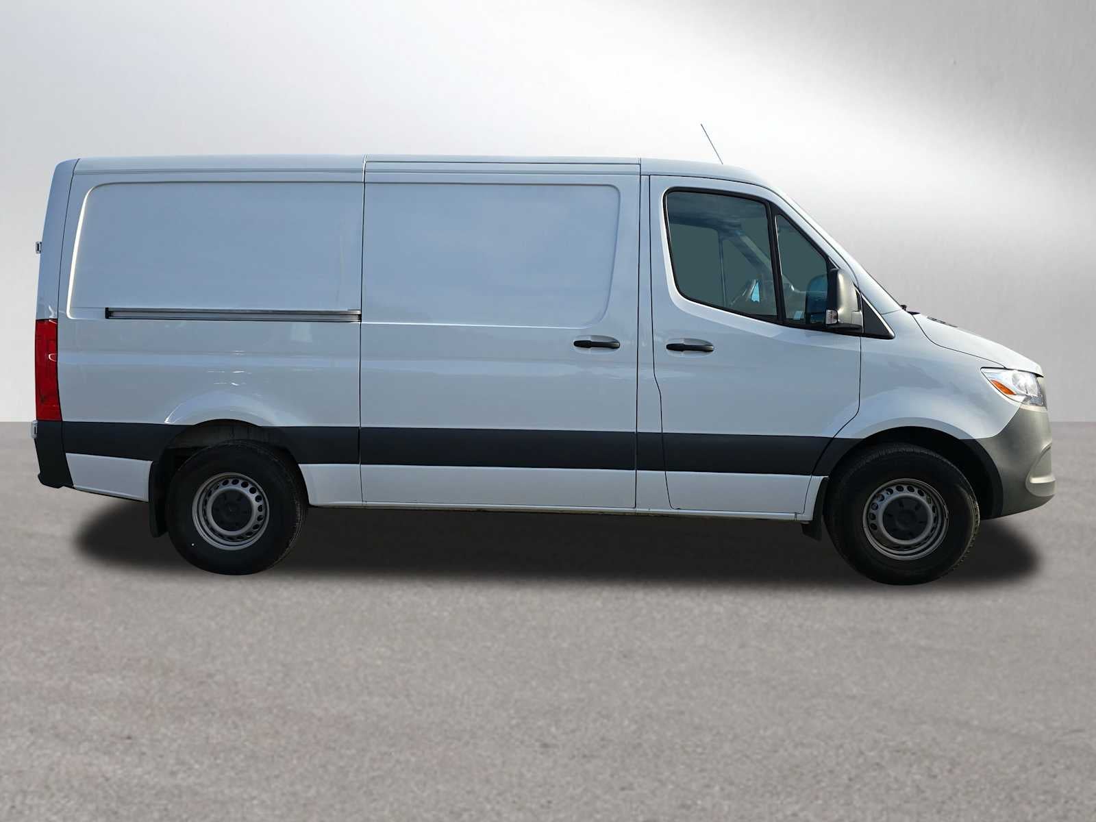 2025 Mercedes-Benz Sprinter 2500 Standard Roof I4 Diesel 144" RWD