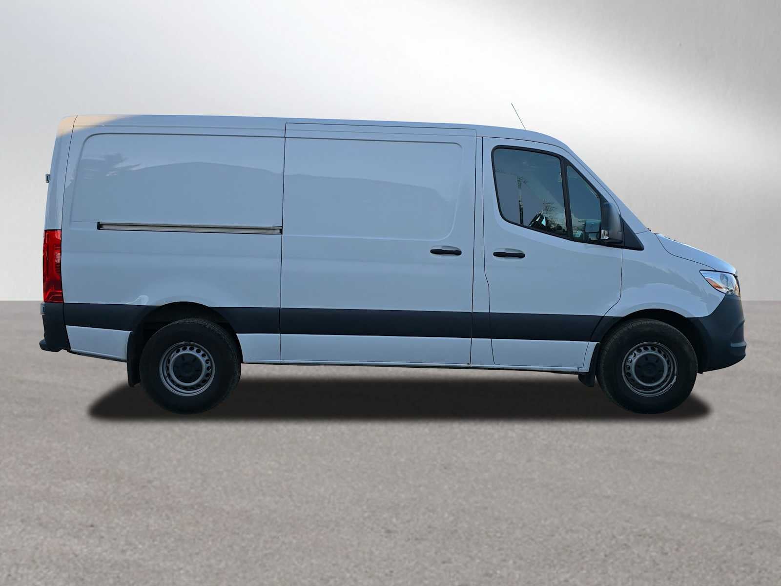 2025 Mercedes-Benz Sprinter 2500 Standard Roof I4 Diesel 144" RWD
