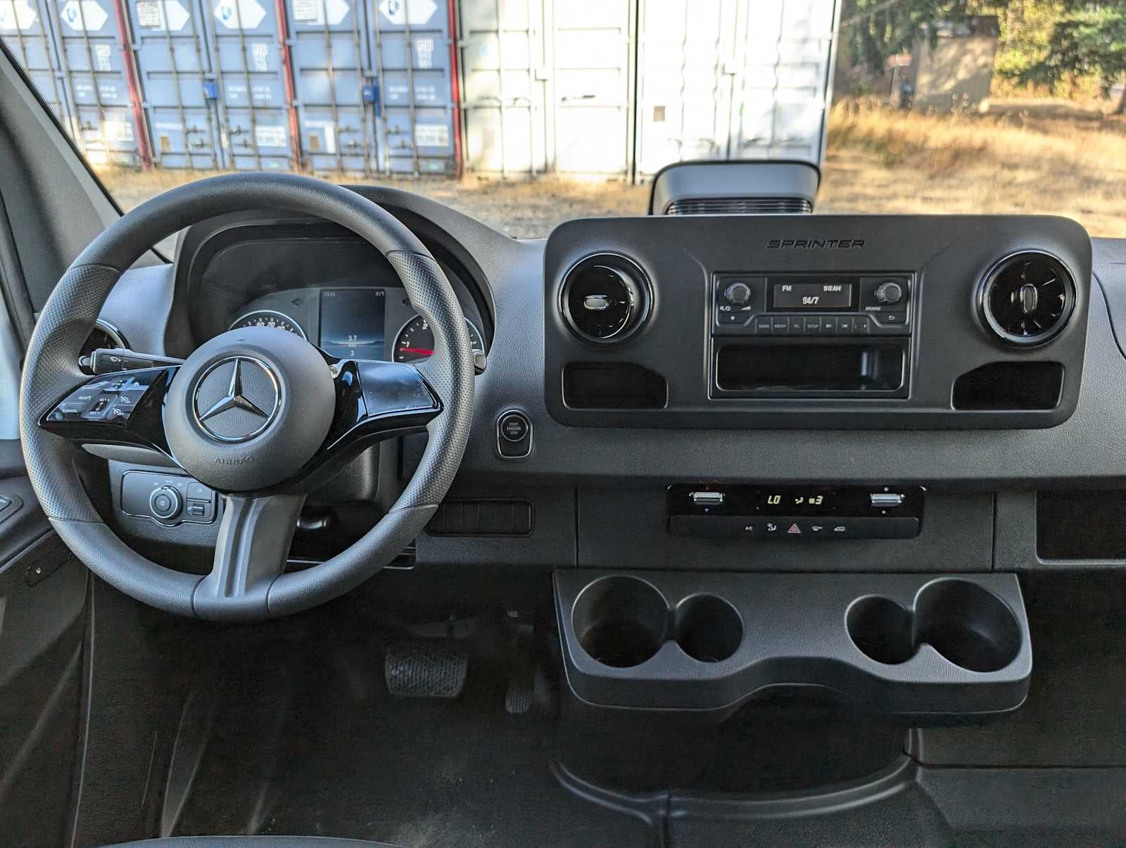 2025 Mercedes-Benz Sprinter 2500 Standard Roof I4 Diesel 144" RWD