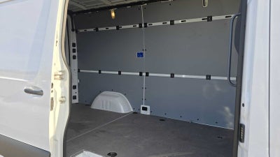 2025 Mercedes-Benz Sprinter 2500 Standard Roof I4 Diesel 144" RWD