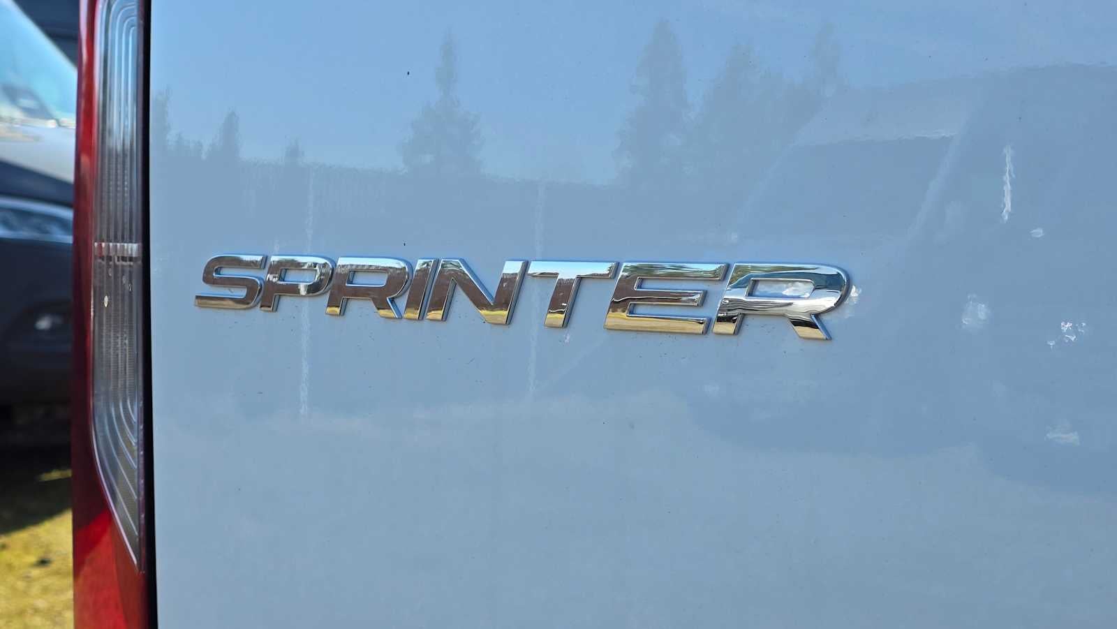 2026 Mercedes-Benz Sprinter 2500 Standard Roof I4 Diesel 144" RWD