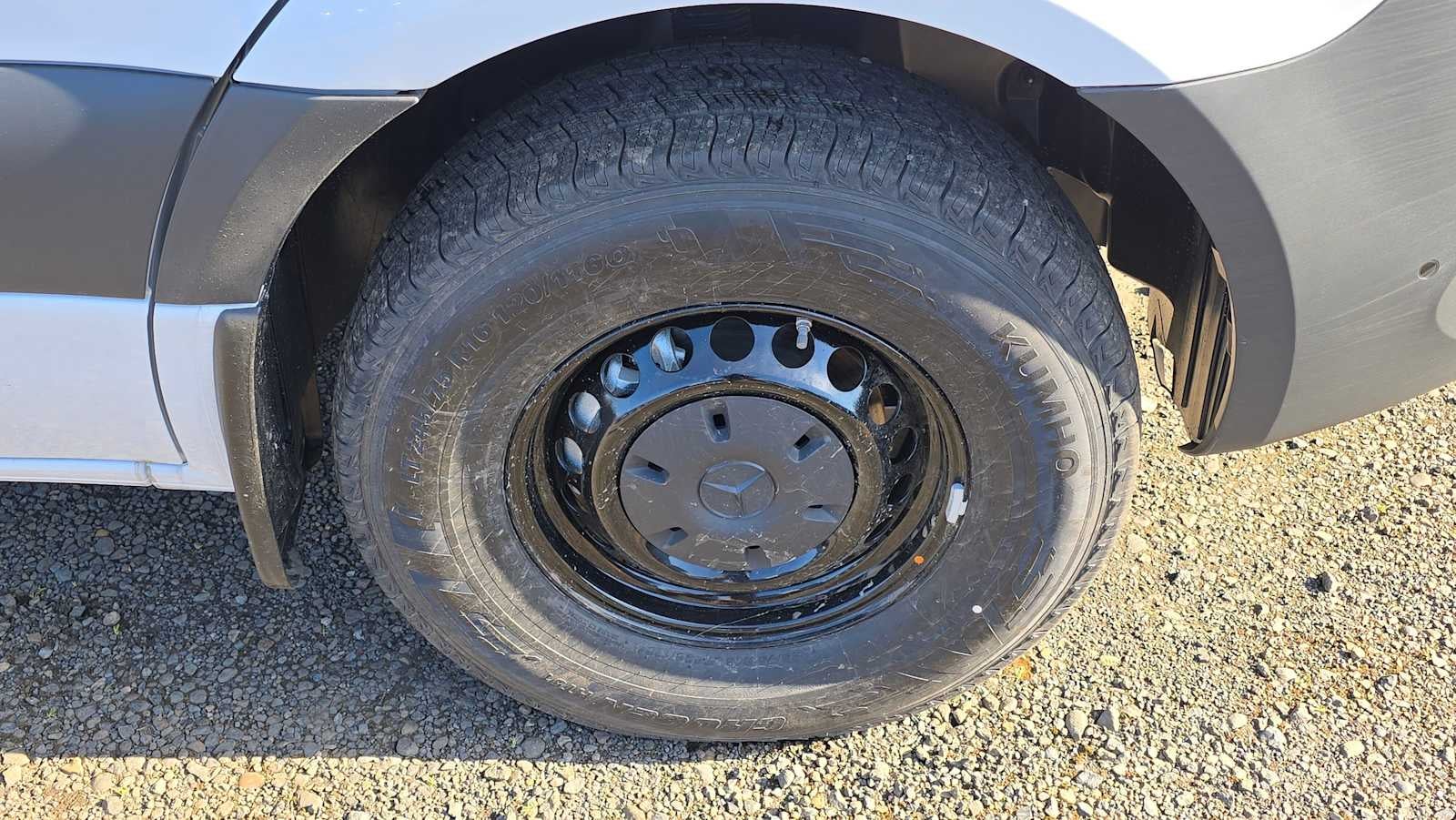 2026 Mercedes-Benz Sprinter 2500 Standard Roof I4 Diesel 144" RWD