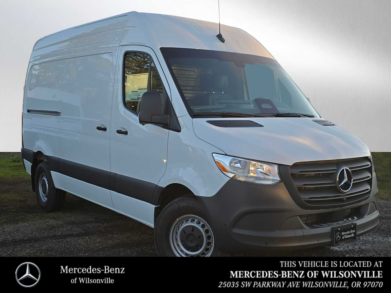 2026 Mercedes-Benz Sprinter 2500 Standard Roof I4 Diesel 144" RWD