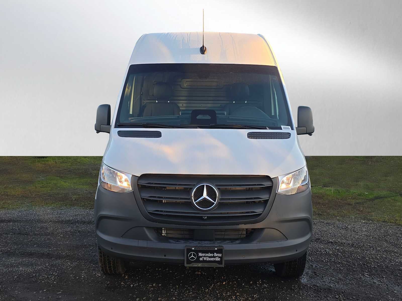 2026 Mercedes-Benz Sprinter 2500 Standard Roof I4 Diesel 144" RWD