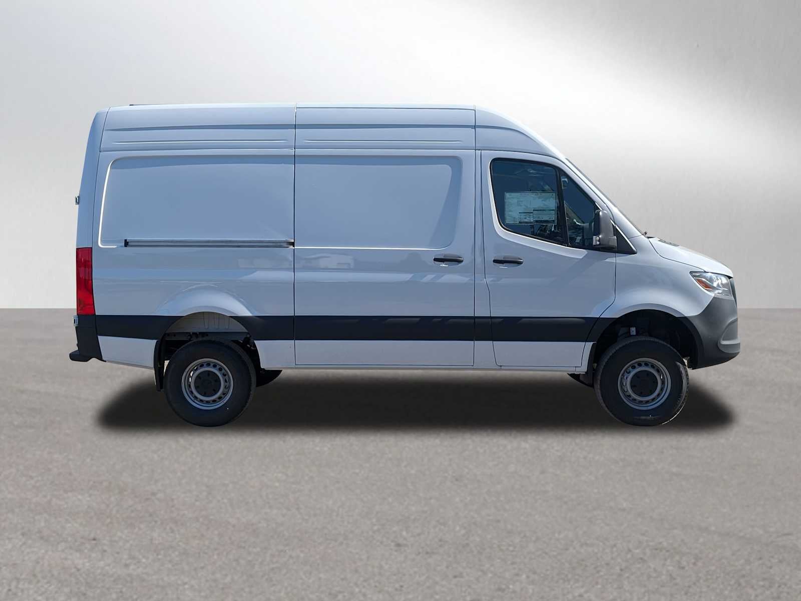 2025 Mercedes-Benz Sprinter 2500 Standard Roof I4 Diesel 144" RWD