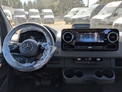 2025 Mercedes-Benz Sprinter 2500 Standard Roof I4 Diesel 144" RWD