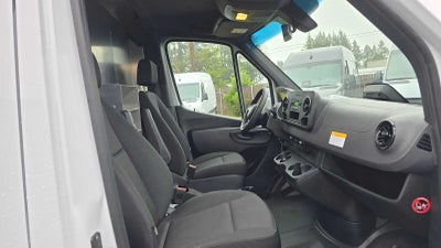 2025 Mercedes-Benz Sprinter 2500 Standard Roof I4 Diesel 144" RWD