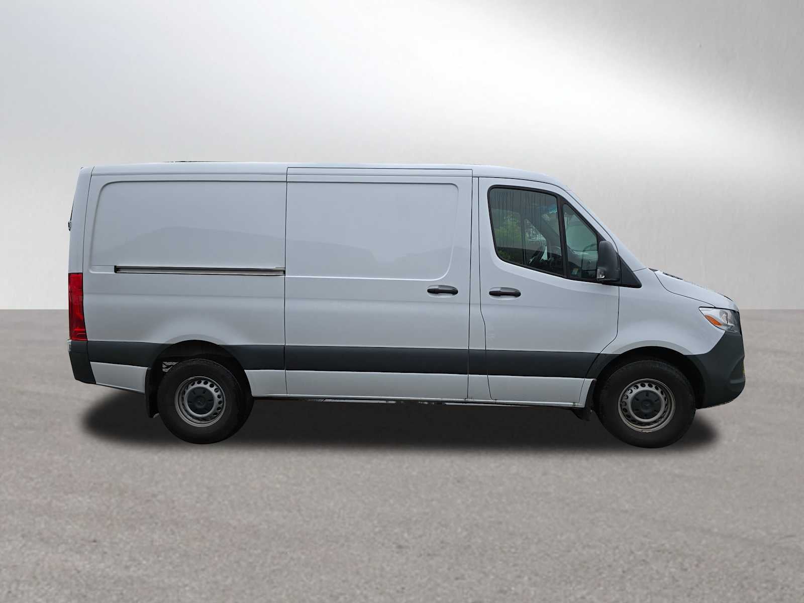 2025 Mercedes-Benz Sprinter 2500 Standard Roof I4 Diesel 144" RWD