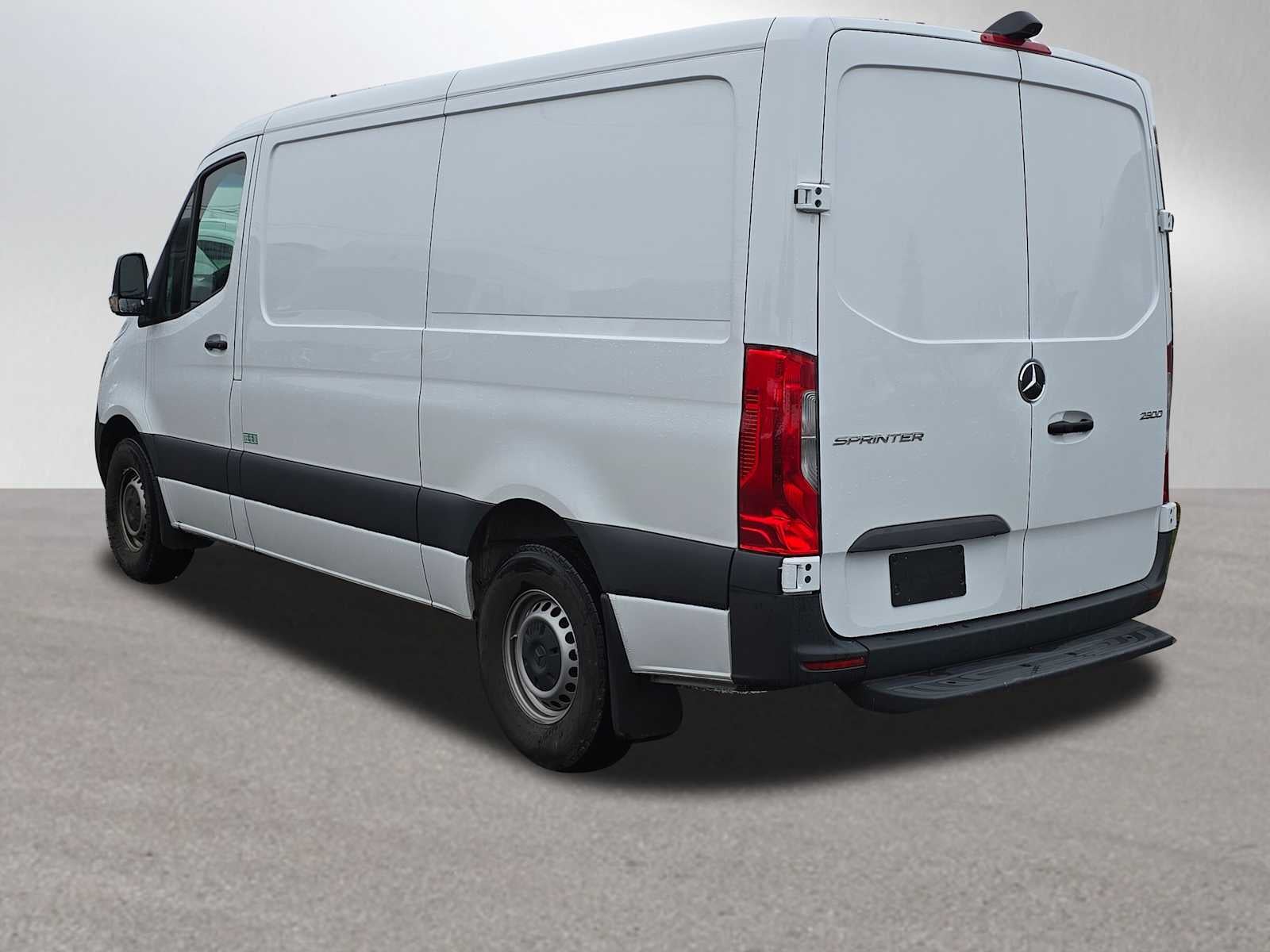 2025 Mercedes-Benz Sprinter 2500 Standard Roof I4 Diesel 144" RWD