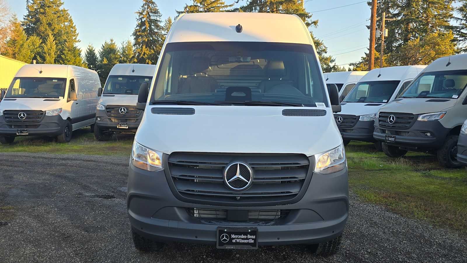 2026 Mercedes-Benz Sprinter 2500 Standard Roof I4 Diesel 144" RWD