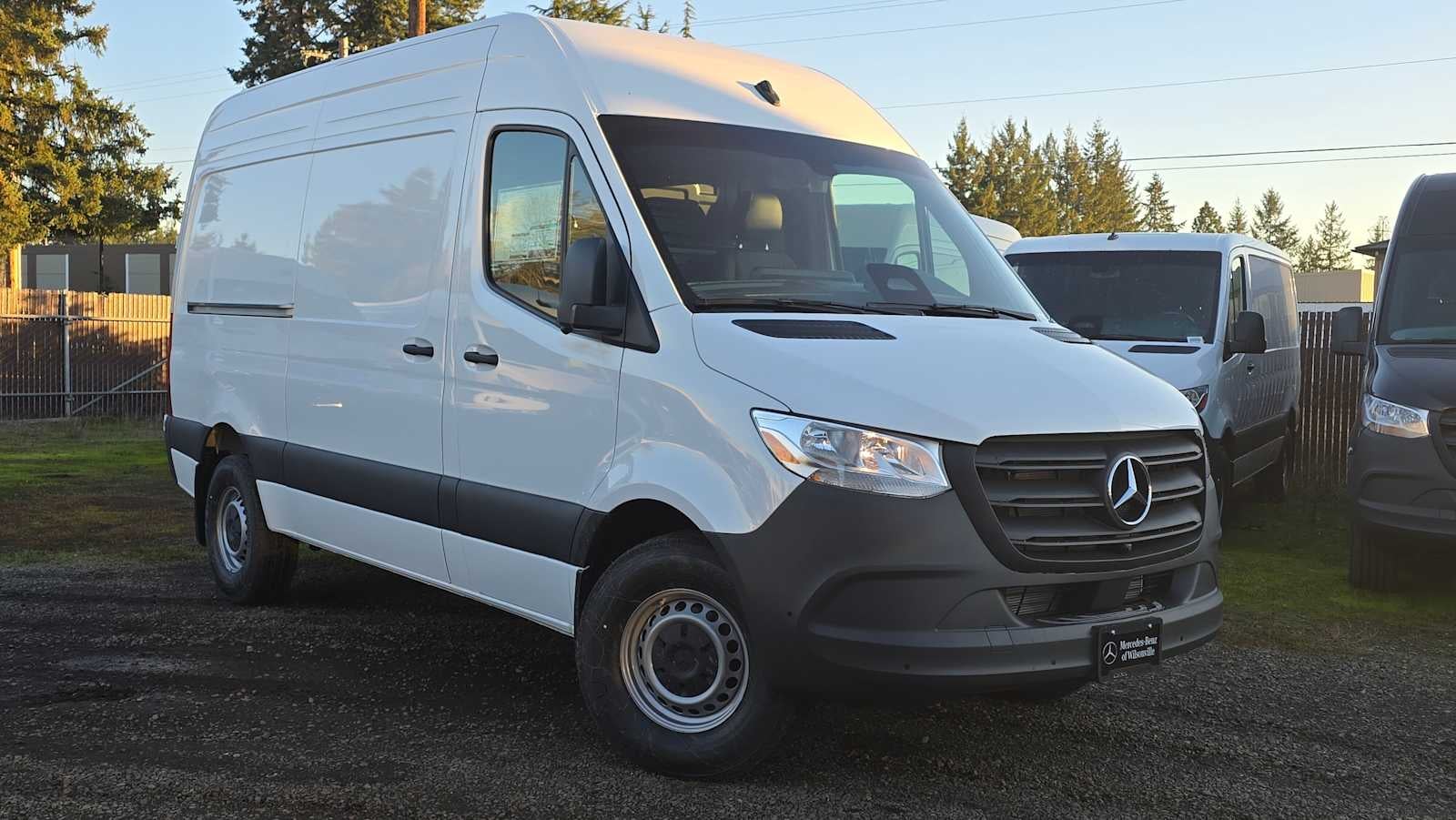 2026 Mercedes-Benz Sprinter 2500 Standard Roof I4 Diesel 144" RWD