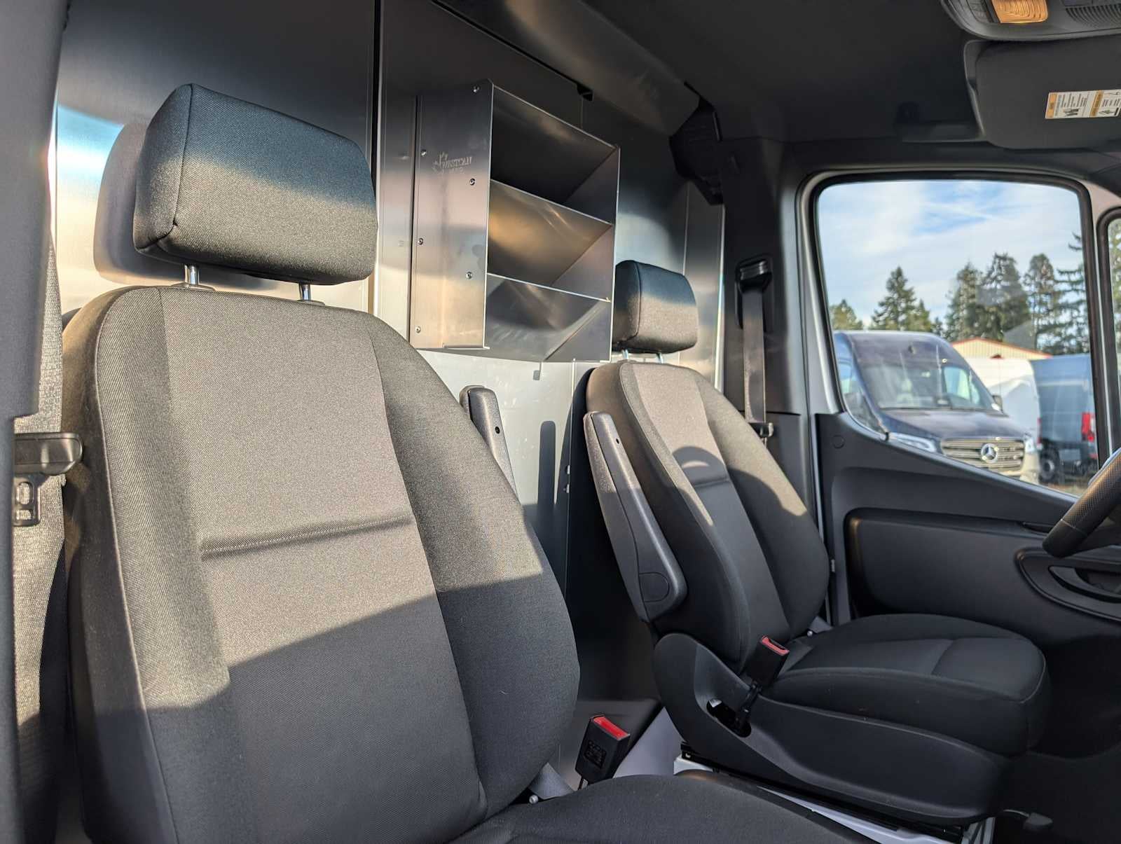 2025 Mercedes-Benz Sprinter 2500 Standard Roof I4 Diesel 144" RWD