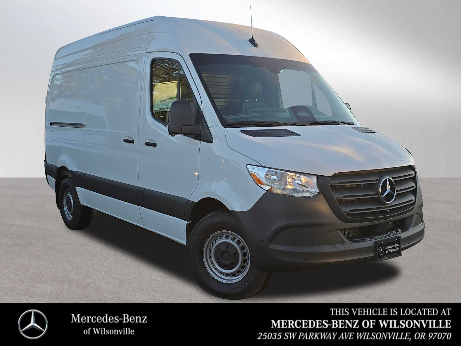 2026 Mercedes-Benz Sprinter 2500 Standard Roof I4 Diesel 144" RWD