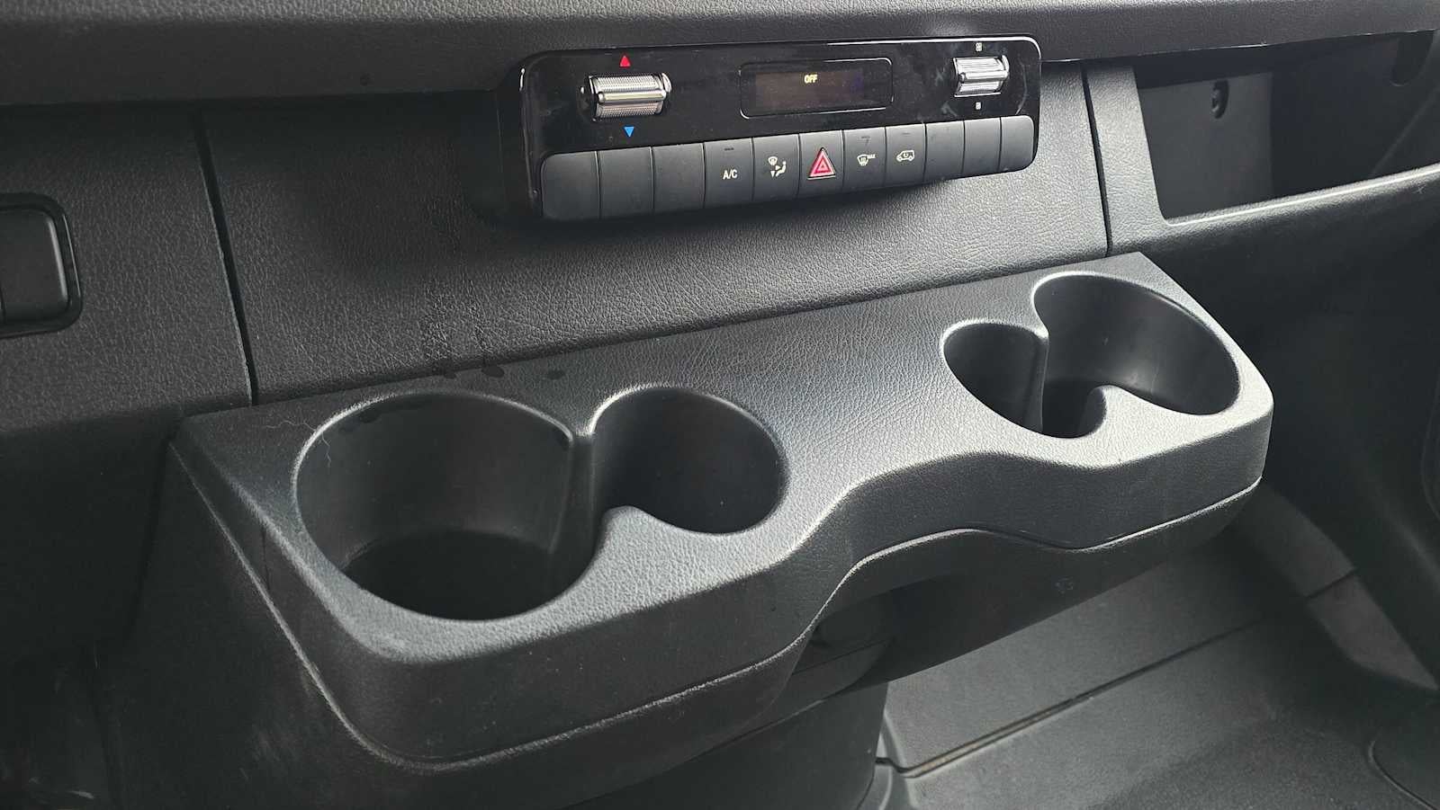 2025 Mercedes-Benz Sprinter 2500 Standard Roof I4 Diesel 144" RWD