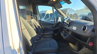 2025 Mercedes-Benz Sprinter 2500 High Roof I4 Diesel 170" RWD