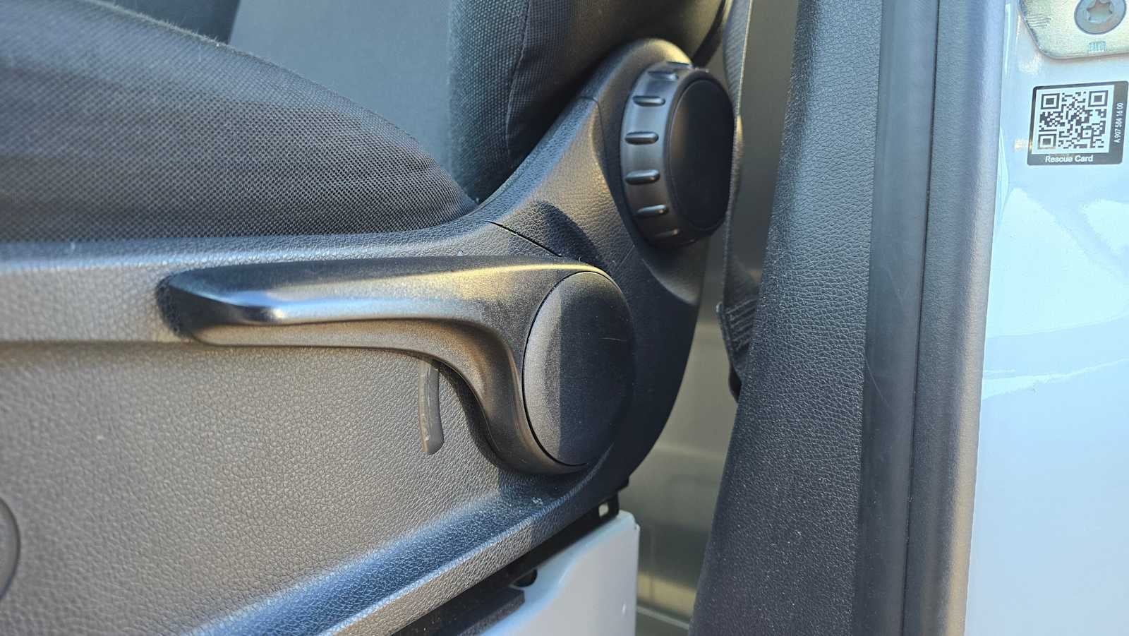 2025 Mercedes-Benz Sprinter 2500 High Roof I4 Diesel 170" RWD