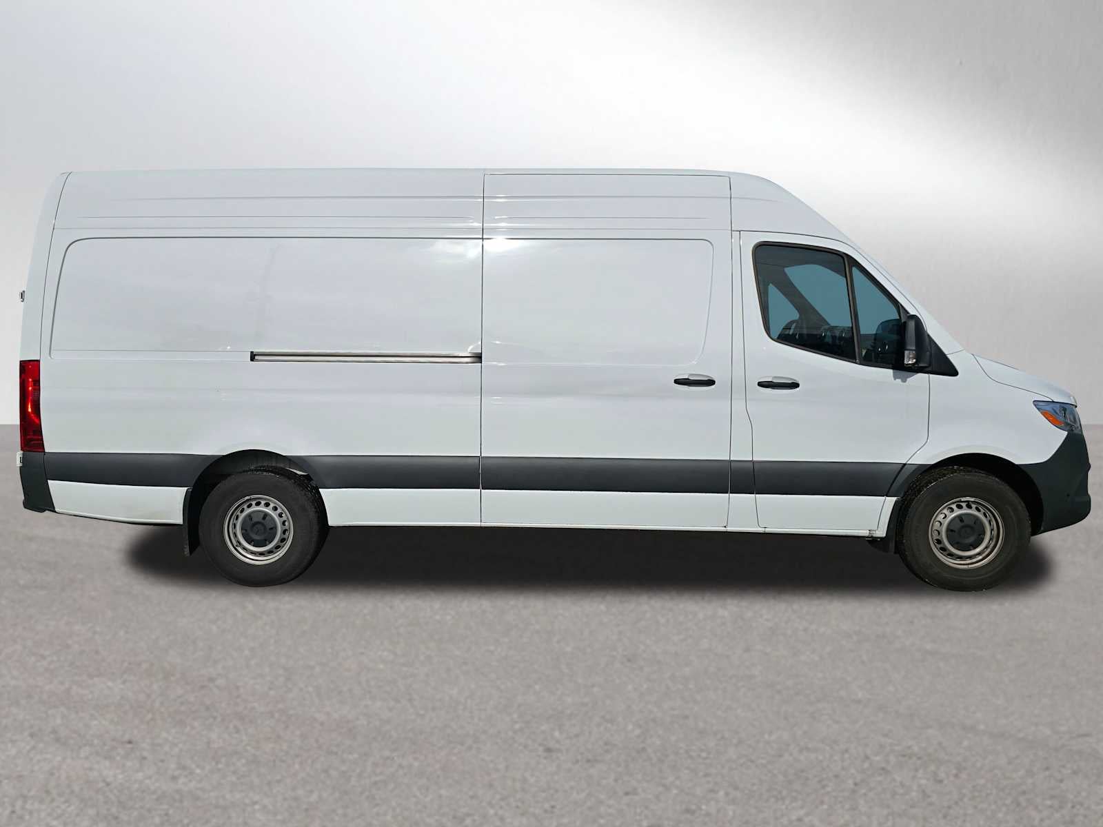 2025 Mercedes-Benz Sprinter 2500 High Roof I4 Diesel 170" RWD