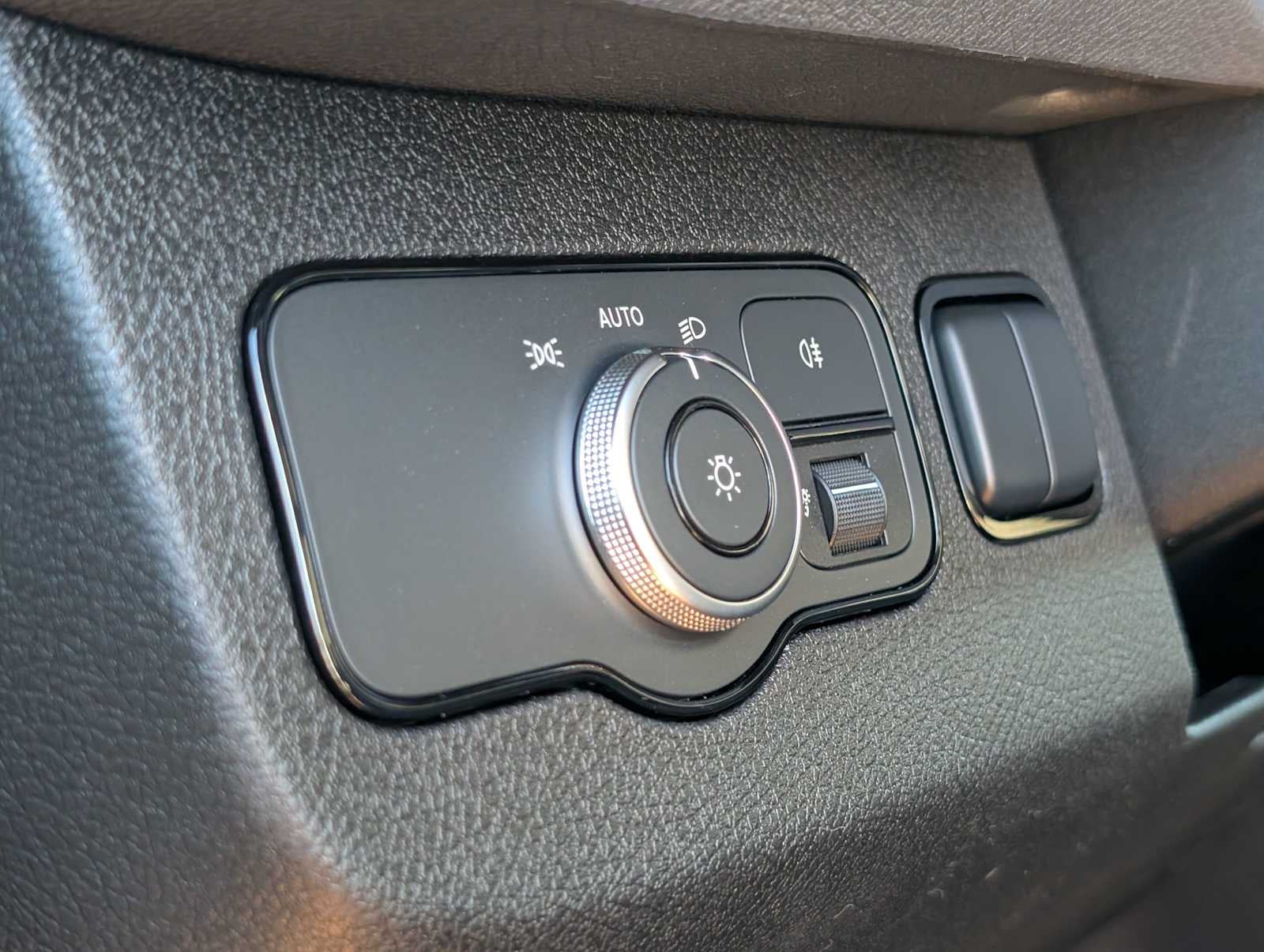 2026 Mercedes-Benz Sprinter 2500 Standard Roof I4 Diesel HO 144" RWD