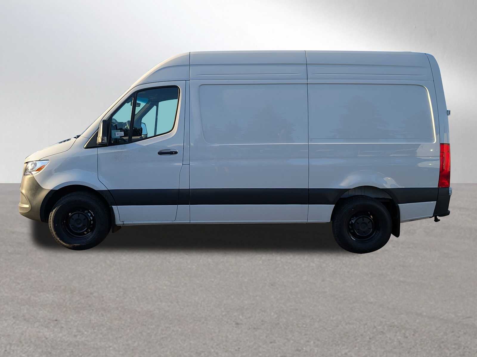 2026 Mercedes-Benz Sprinter 2500 Standard Roof I4 Diesel HO 144" RWD