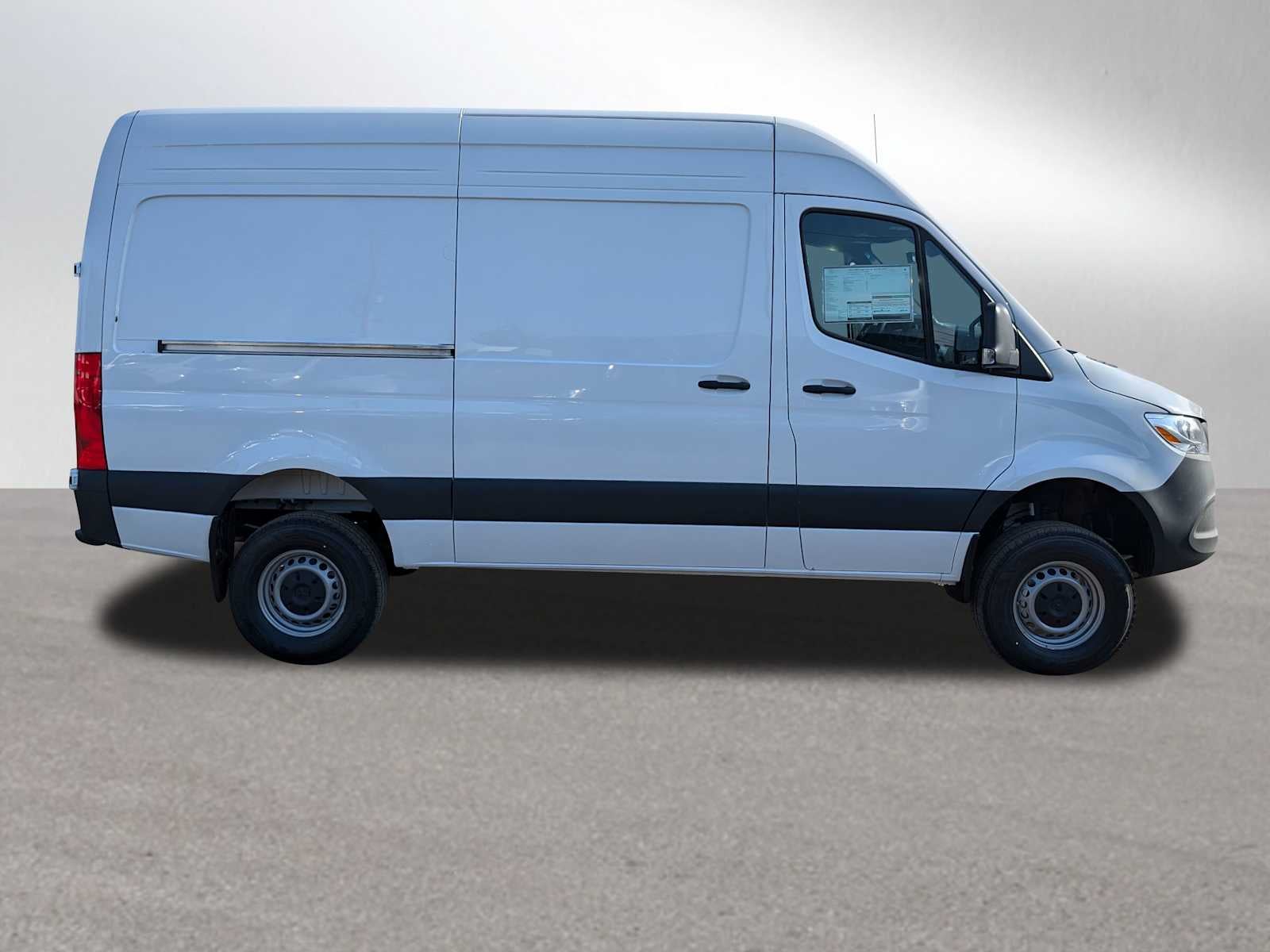 2025 Mercedes-Benz Sprinter 2500 Standard Roof I4 Diesel HO 144" AWD