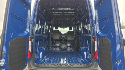 2026 Mercedes-Benz Sprinter 2500 Standard Roof I4 Diesel HO 144" AWD