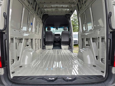 2026 Mercedes-Benz Sprinter 2500 Standard Roof I4 Diesel HO 144" AWD
