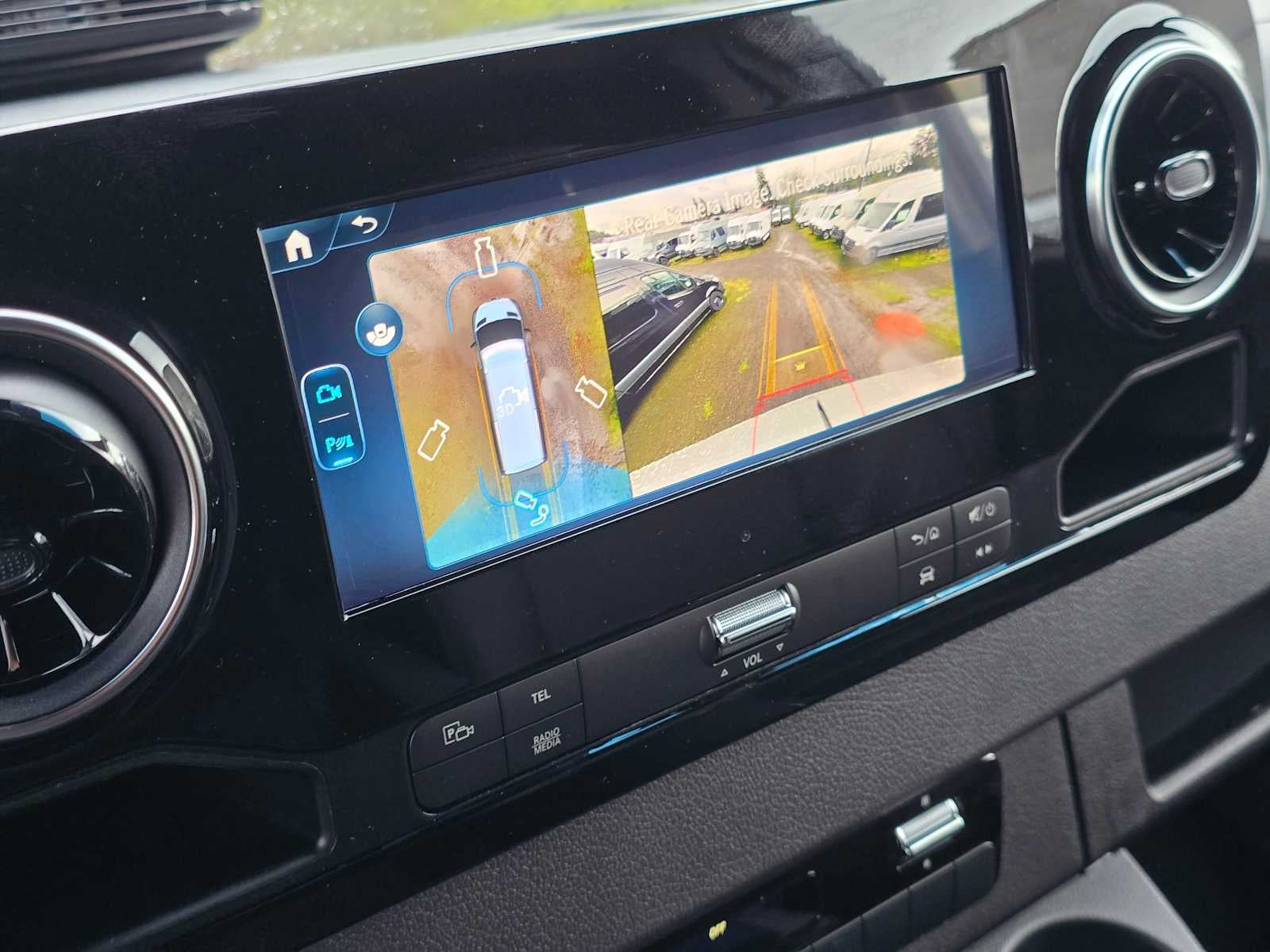 2026 Mercedes-Benz Sprinter 2500 Standard Roof I4 Diesel HO 144" AWD