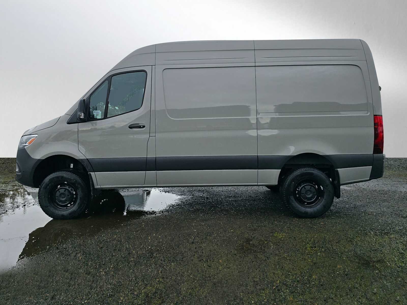 2026 Mercedes-Benz Sprinter 2500 Standard Roof I4 Diesel HO 144" AWD