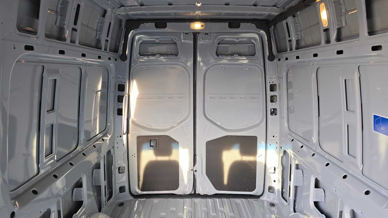 2026 Mercedes-Benz Sprinter 2500 Standard Roof I4 Diesel HO 144" AWD