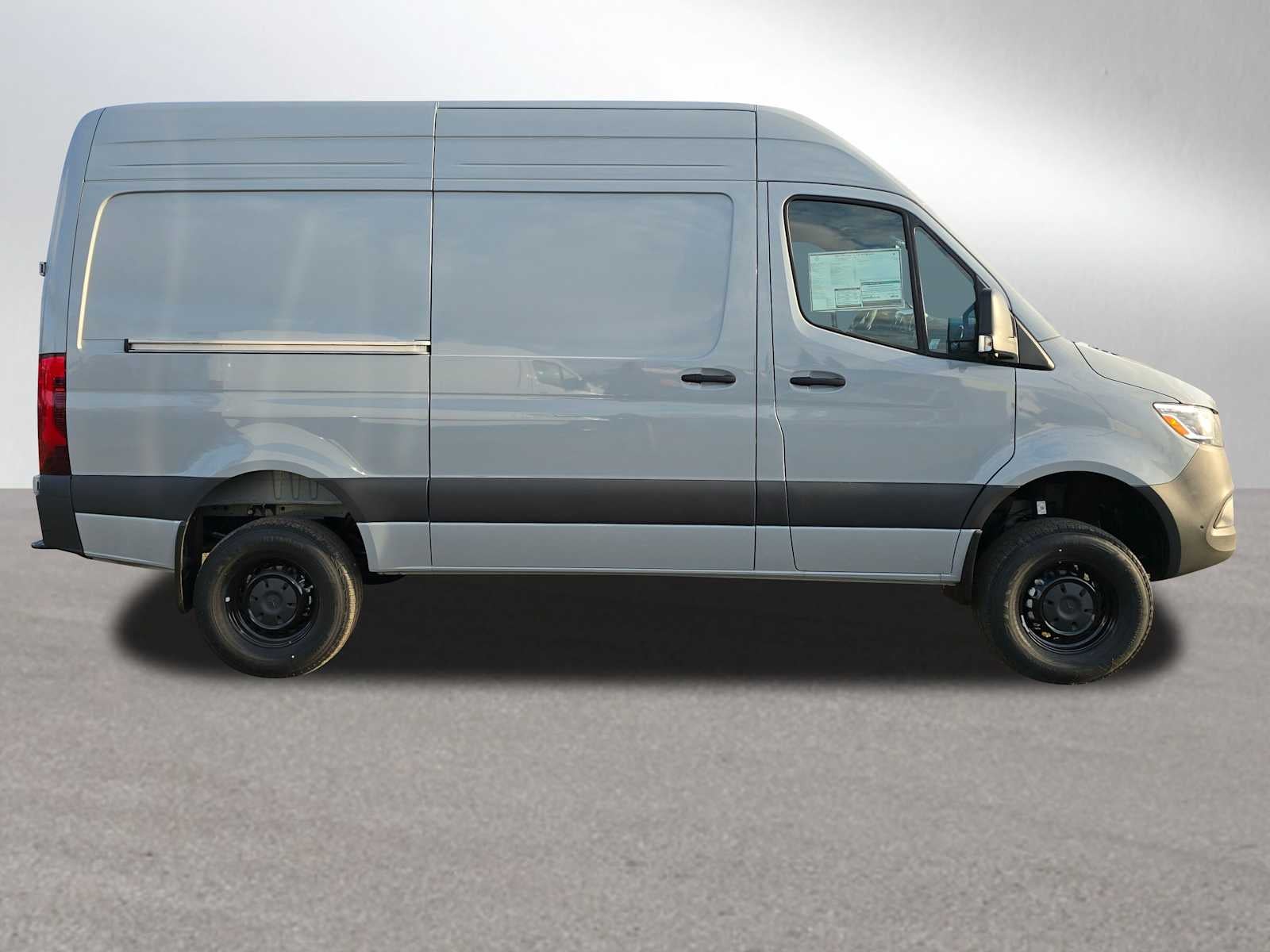 2026 Mercedes-Benz Sprinter 2500 Standard Roof I4 Diesel HO 144" AWD