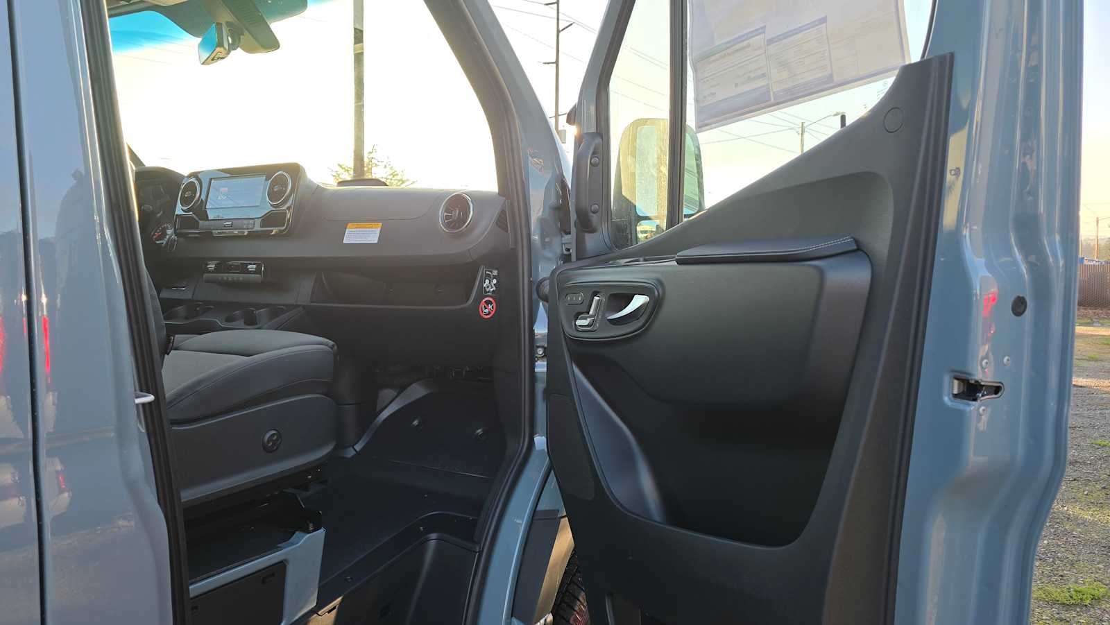 2026 Mercedes-Benz Sprinter 2500 Standard Roof I4 Diesel HO 144" AWD