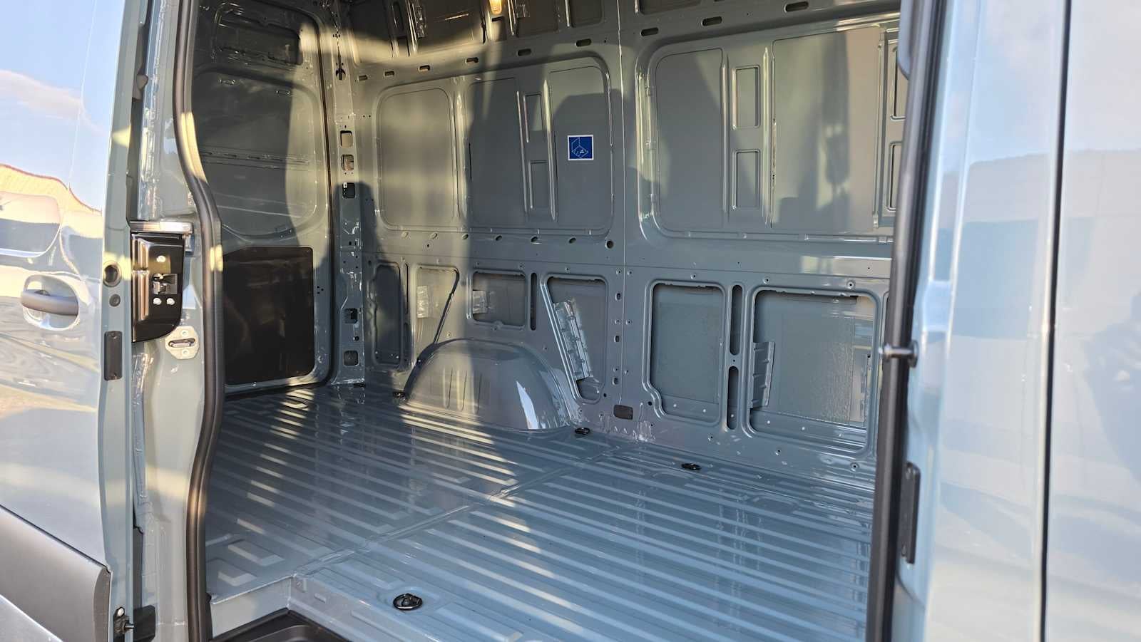 2026 Mercedes-Benz Sprinter 2500 Standard Roof I4 Diesel HO 144" AWD