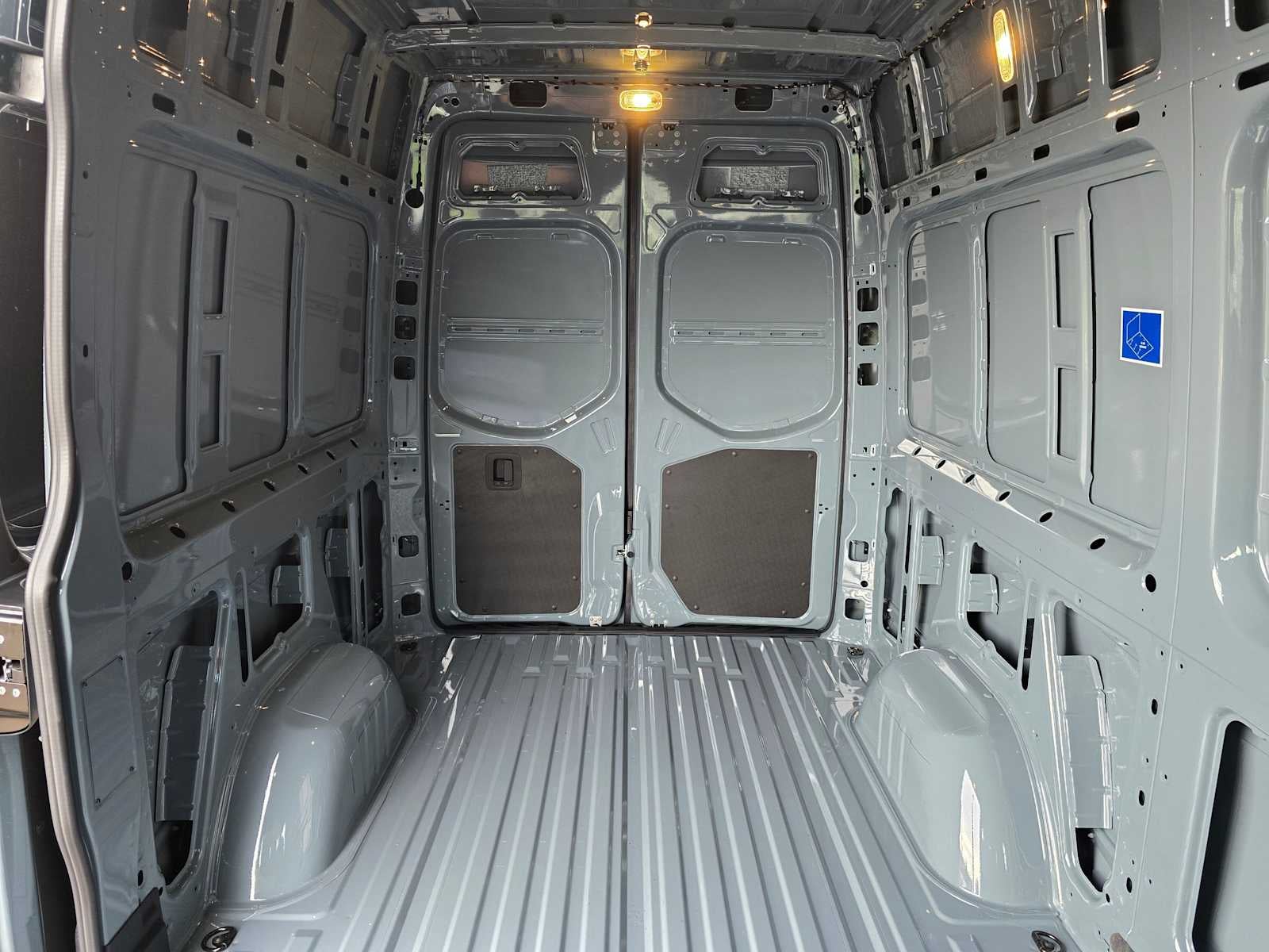 2026 Mercedes-Benz Sprinter 2500 Standard Roof I4 Diesel HO 144" AWD