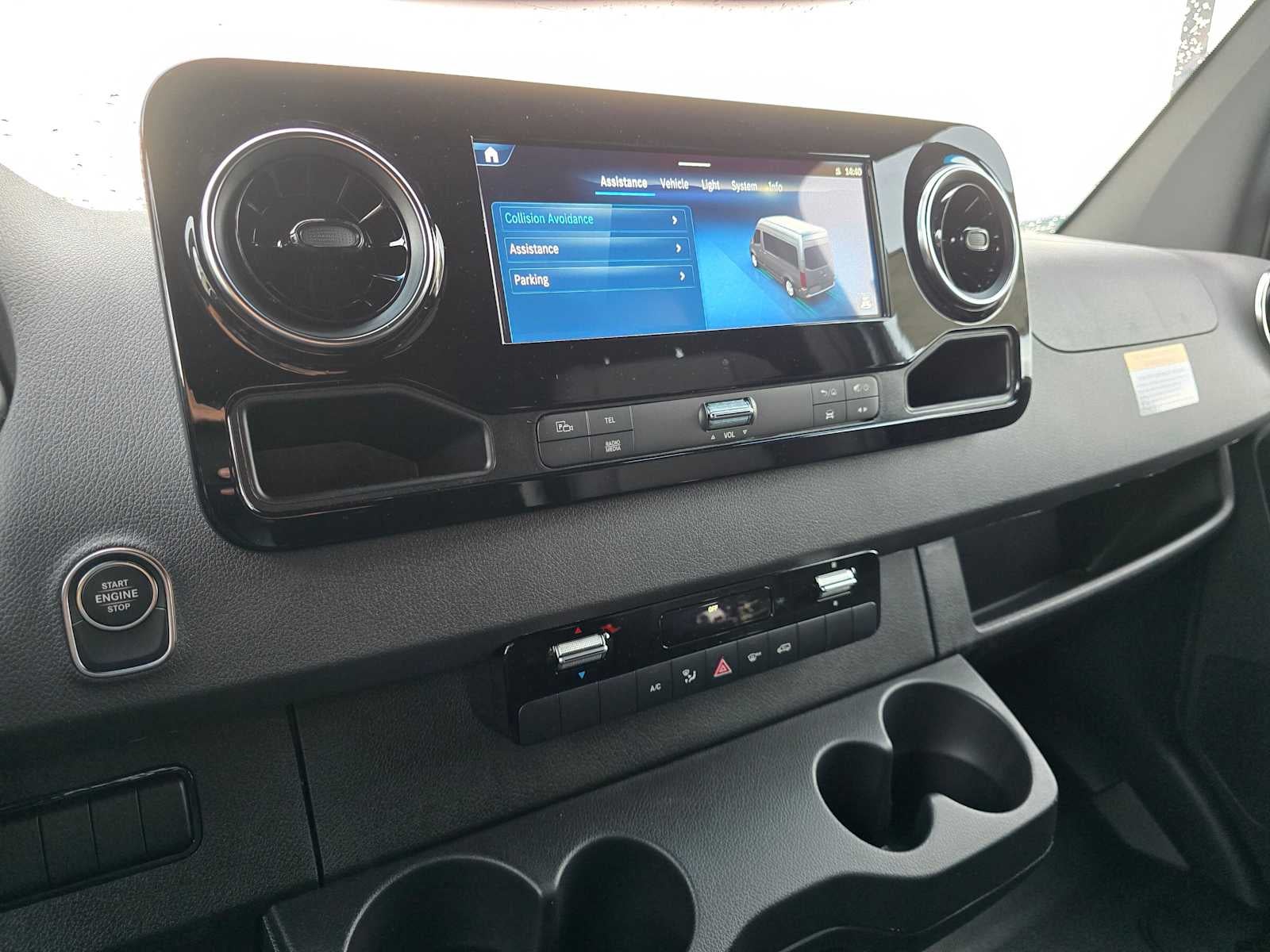 2026 Mercedes-Benz Sprinter 2500 Standard Roof I4 Diesel HO 144" AWD