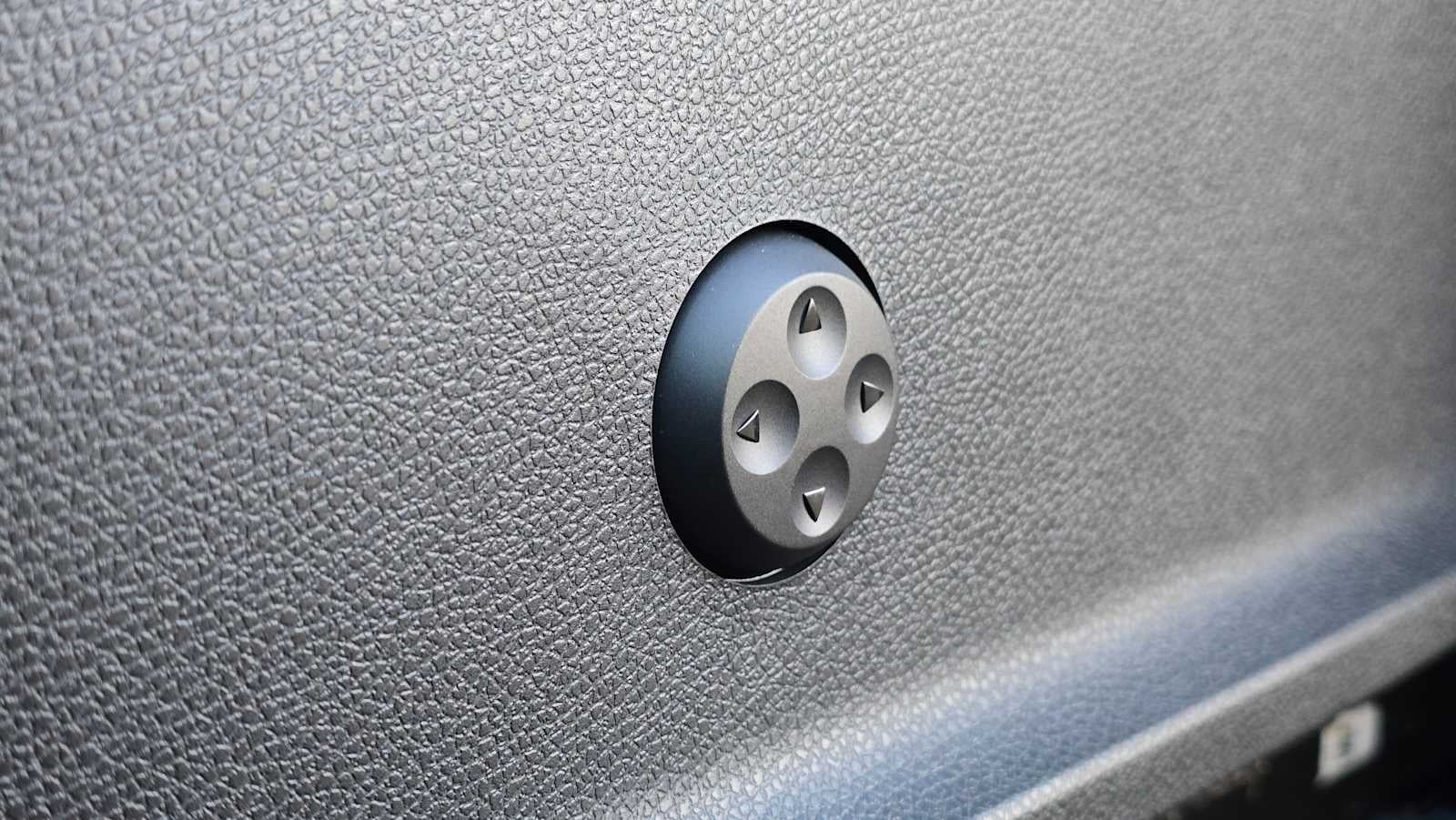 2026 Mercedes-Benz Sprinter 2500 Standard Roof I4 Diesel HO 144" AWD