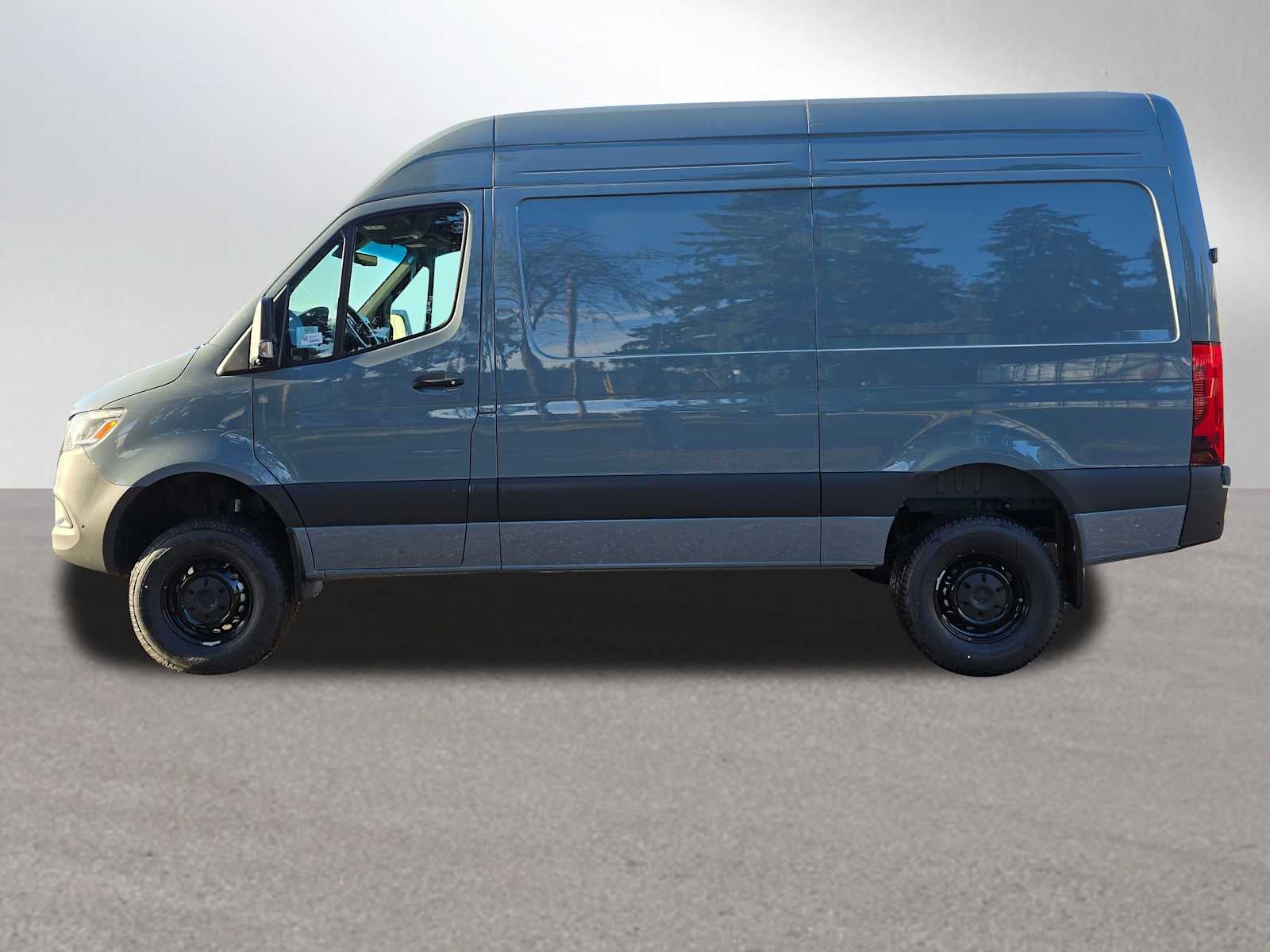 2026 Mercedes-Benz Sprinter 2500 Standard Roof I4 Diesel HO 144" AWD