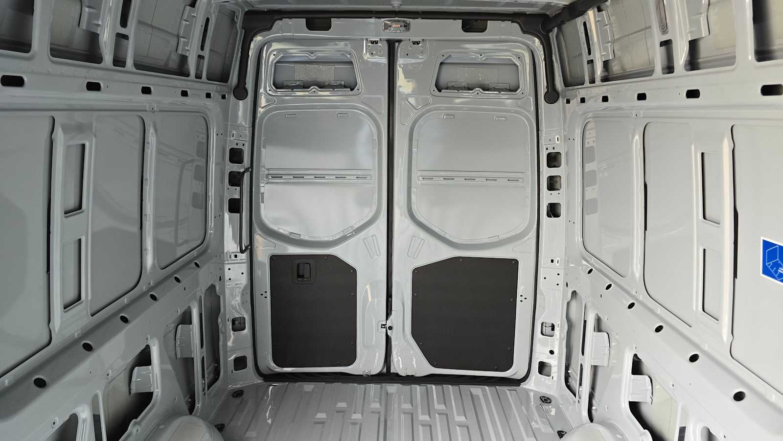 2026 Mercedes-Benz Sprinter 2500 Standard Roof I4 Diesel HO 144" AWD