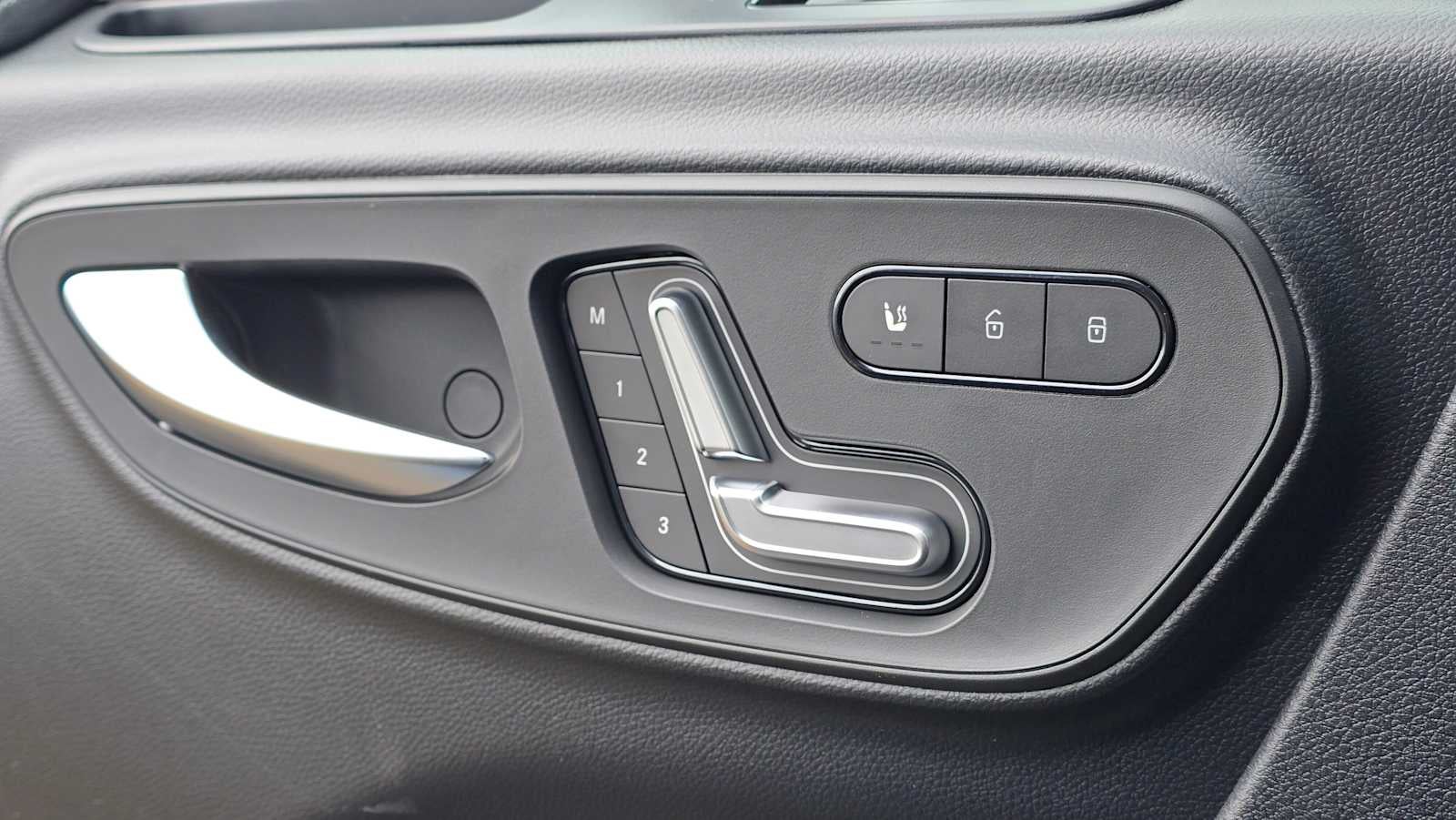 2026 Mercedes-Benz Sprinter 2500 Standard Roof I4 Diesel HO 144" AWD