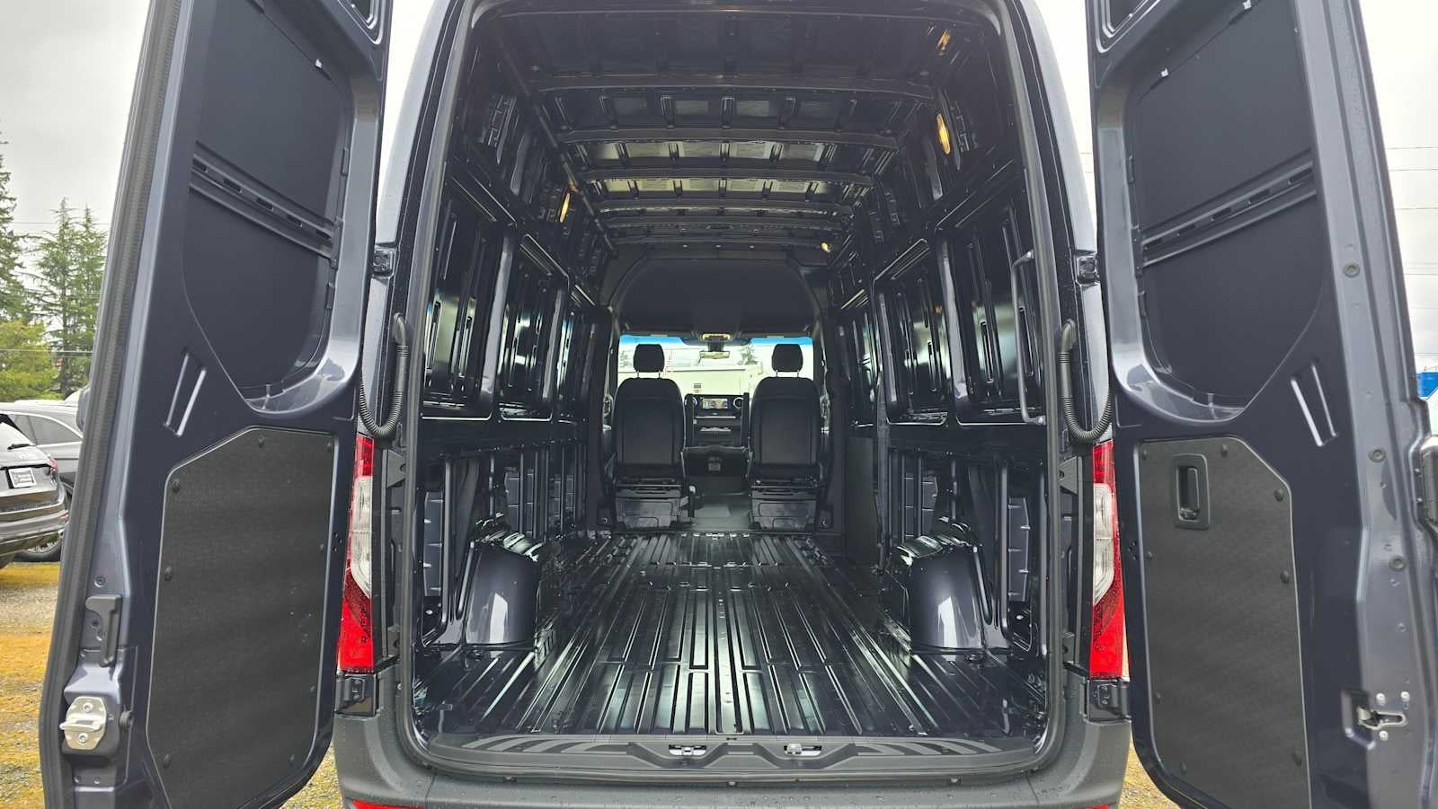 2026 Mercedes-Benz Sprinter 2500 High Roof I4 Diesel HO 170" AWD