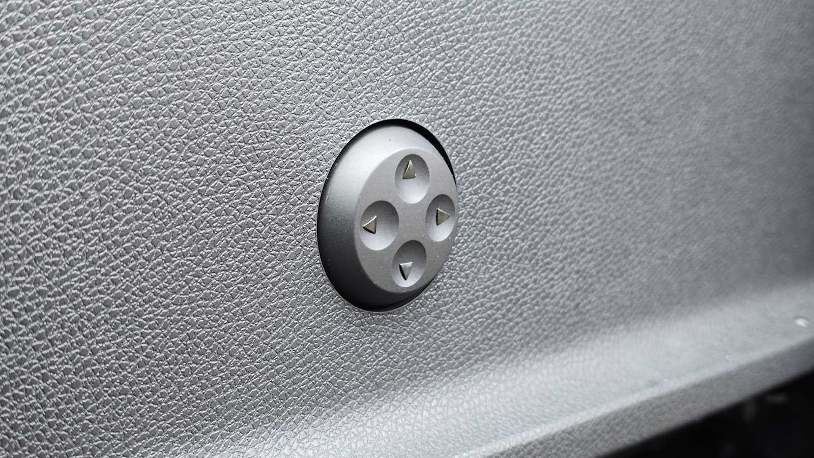 2026 Mercedes-Benz Sprinter 2500 High Roof I4 Diesel HO 170" AWD