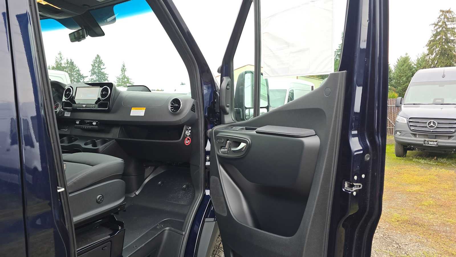 2026 Mercedes-Benz Sprinter 2500 High Roof I4 Diesel HO 170" AWD