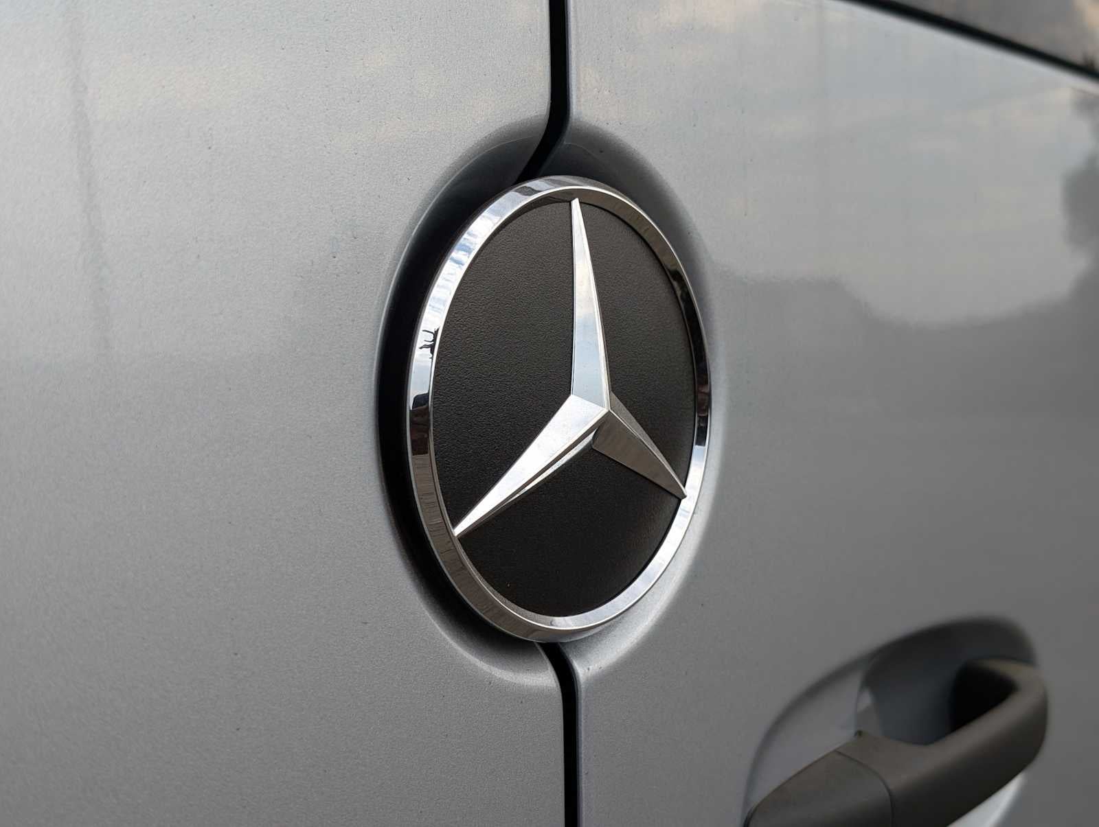 2025 Mercedes-Benz Sprinter 2500 Standard Roof I4 Diesel 144" RWD