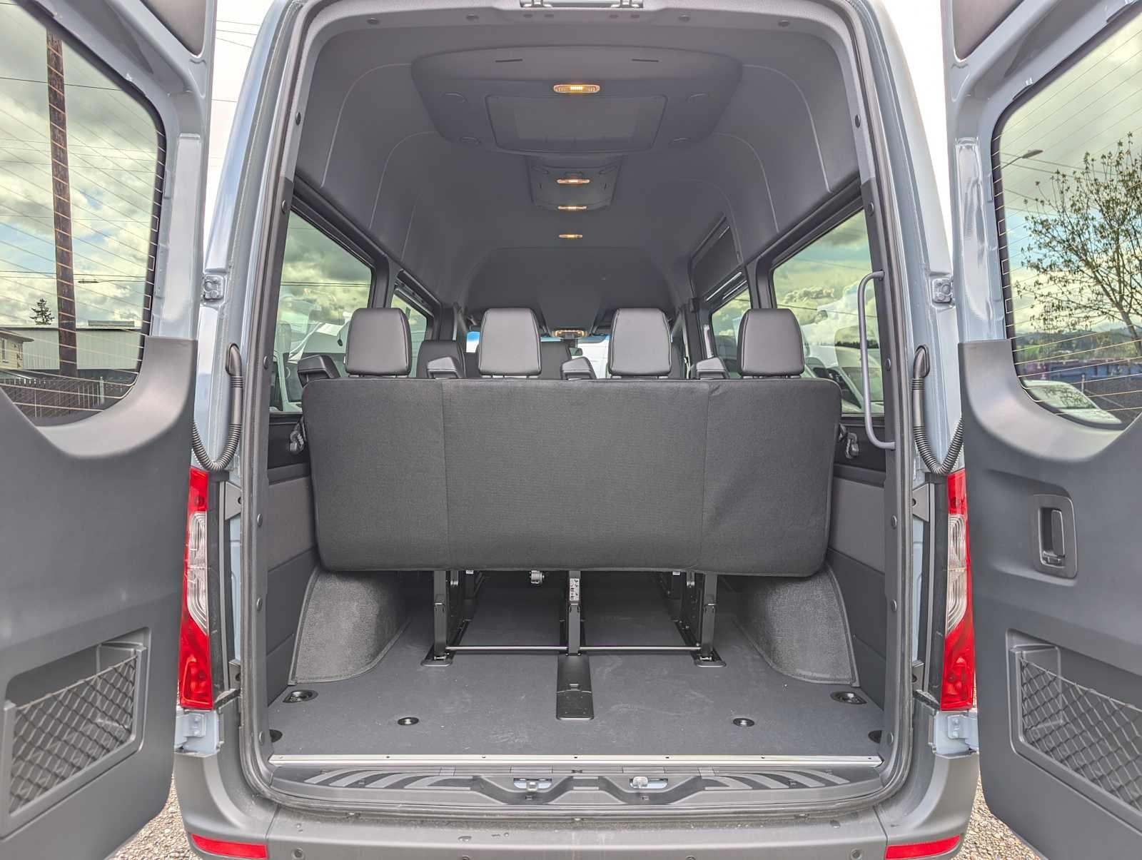 2025 Mercedes-Benz Sprinter 2500 Standard Roof I4 Diesel 144" RWD